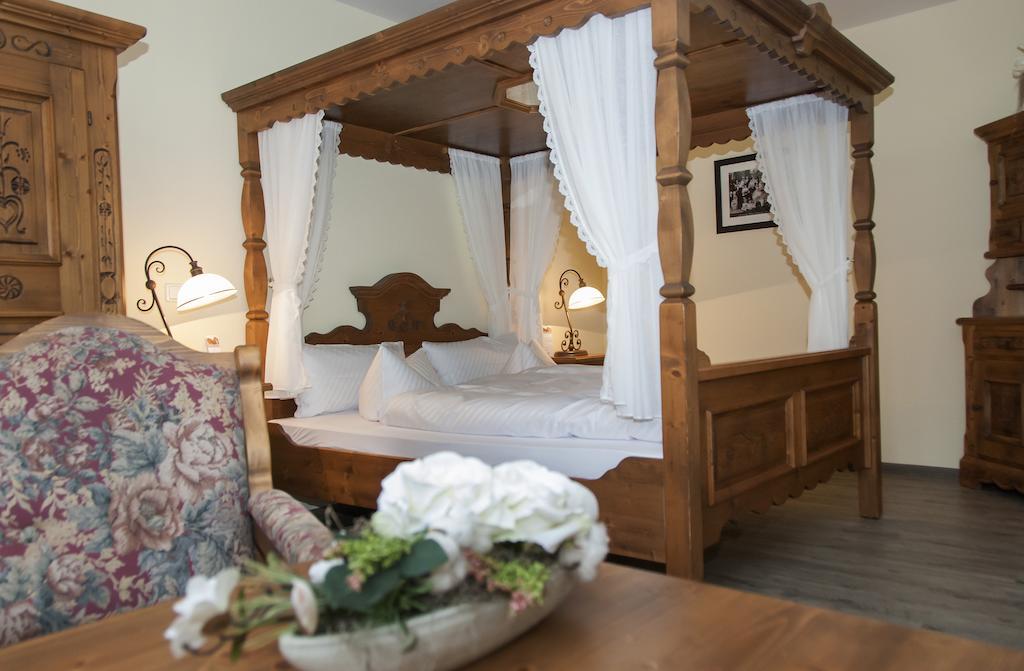 Landhotel Altes Pfarrhaus Kindelbrueck Δωμάτιο φωτογραφία